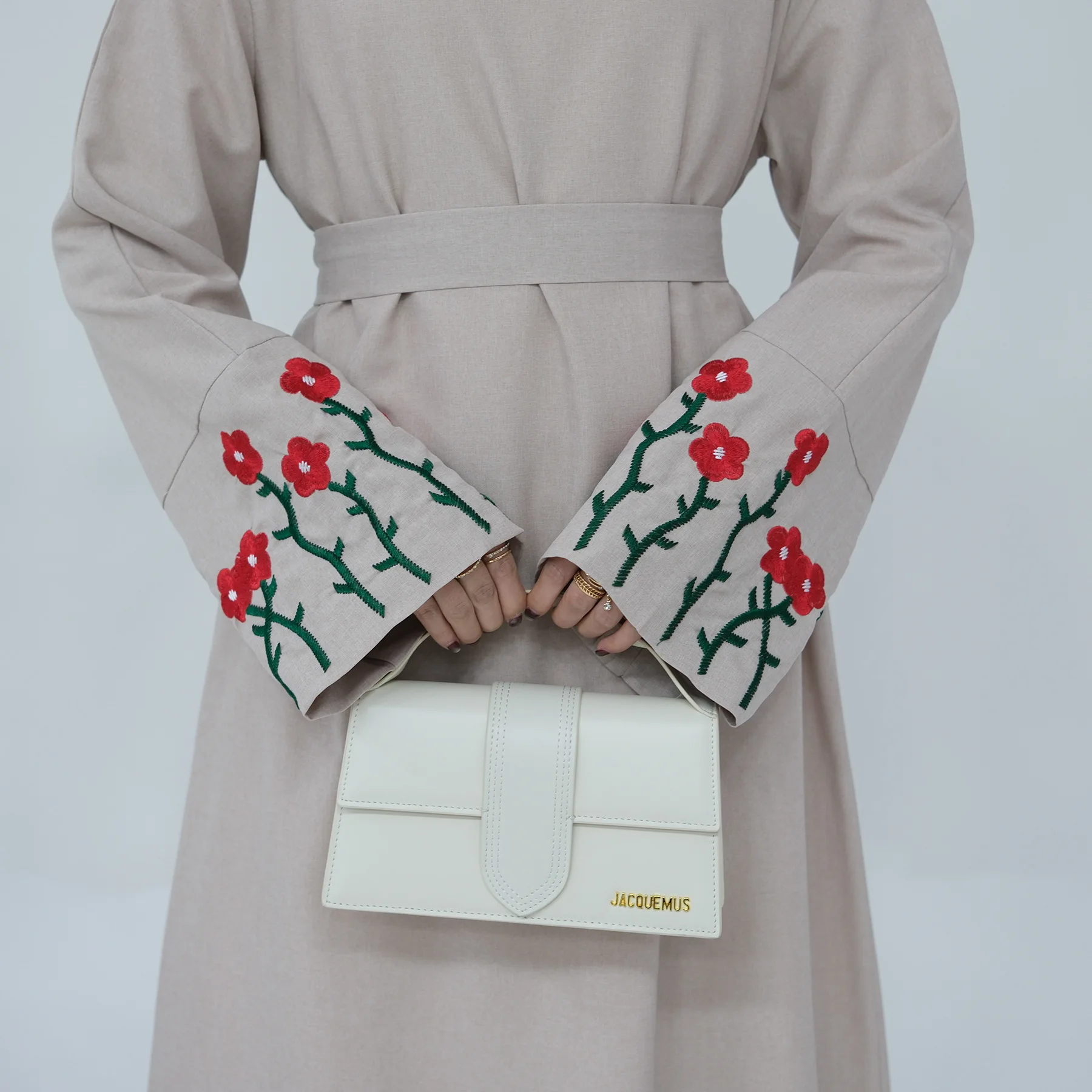 

Muslim Fashion Elegant Modest Abaya Dress with Floral Embroidery Summer Collection for Dubai Middle East Turkey Abayas Robe