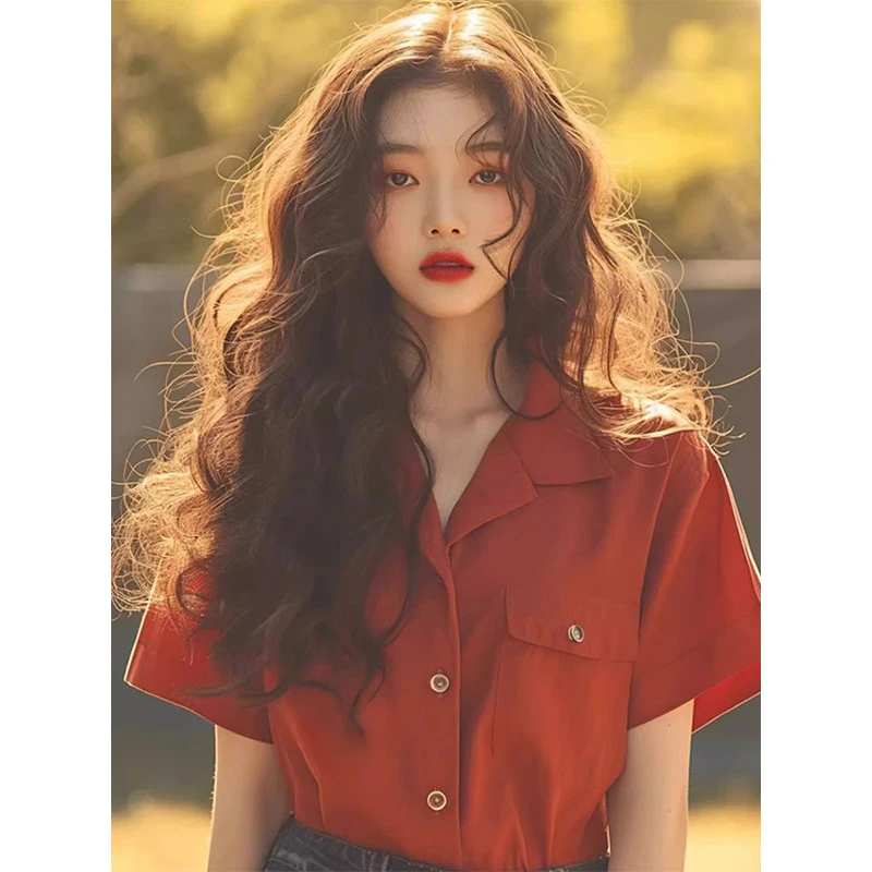

Red Collar ort Sve irt Simple Commute Sle for Women Summer 2025 New Retro Hong Kong Trend Ladies' Blouse
