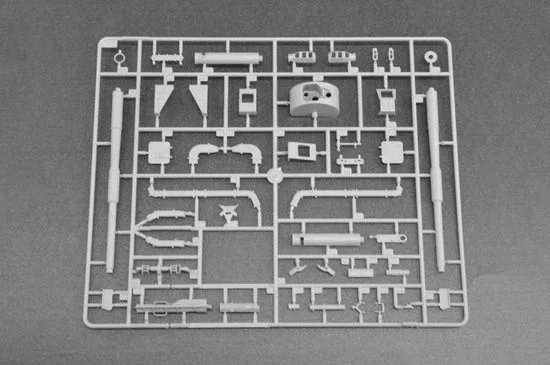 Trumpeter 05574 1/35 Russian 2S19 Self Propelled 152mm Howitzer Msta-S Gift Display Plastic Assembly Model Building Kit