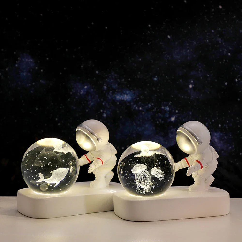 Astronaut Starry Sky Crystal Ball Night Light Desktop Luminous Decoration Atmosphere Light Decoration Children\'s Birthday Gift