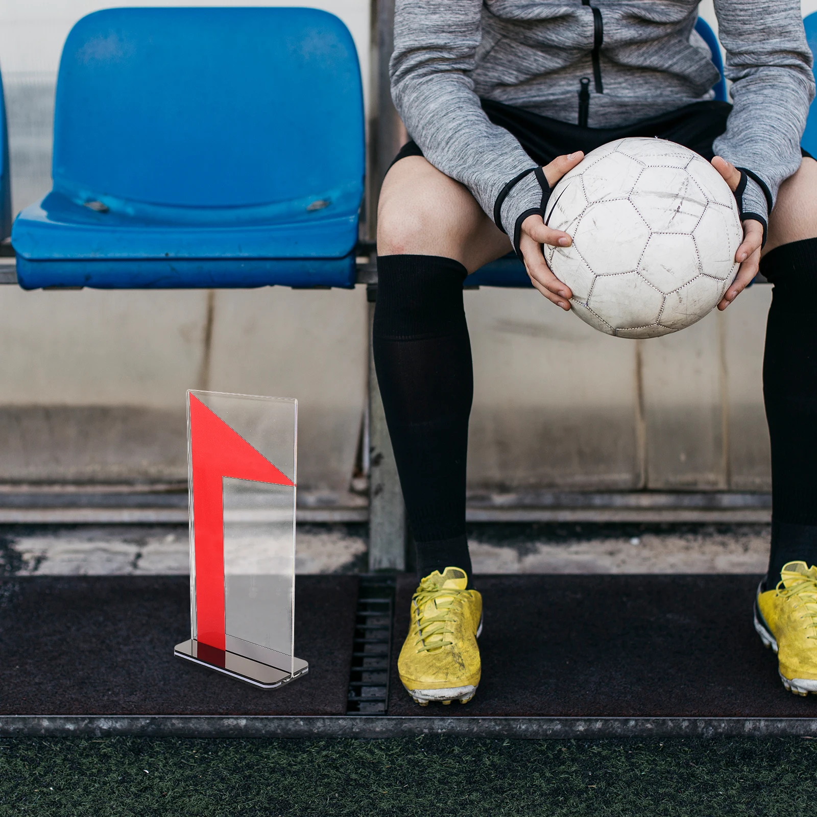 

Портативная красная доска для баскетбольного рефери, легкие прочные аксессуары для рефери, принадлежности для баскетбольных соревнований