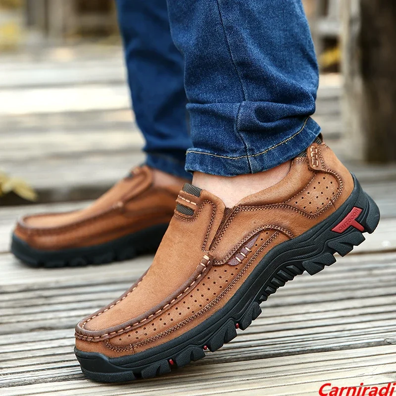 Outdoor British Style Loafers Sneakers Men High Quality Retro Spring Moccasins Work Shoes Male Non-slip Handmade Walking Shoes