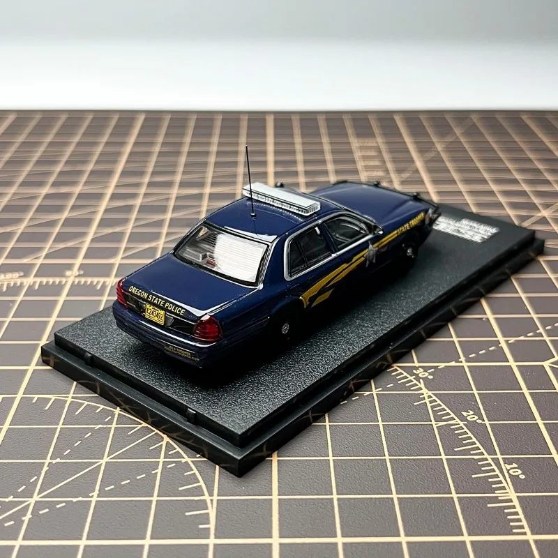 Rollin Diecast in scala 1/64 Ford Crown Oregon CV modello di auto della polizia in lega Victoria Crown modello di auto regalo display ornamento