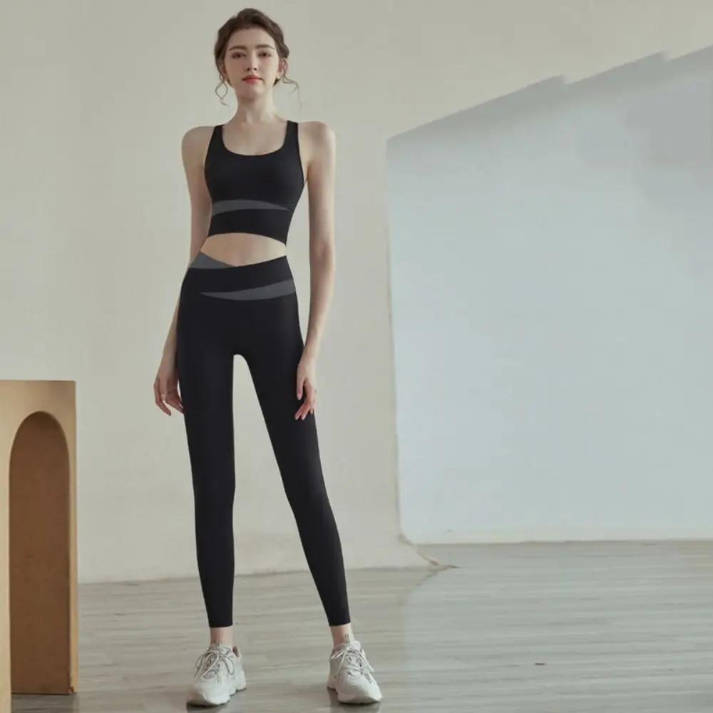 

High Waist Color Block Yoga Set Shock-Proof Belly Control Seamless Yoga Outfit Tight Fit Hip Lift Slim-Fit Workout Outfit