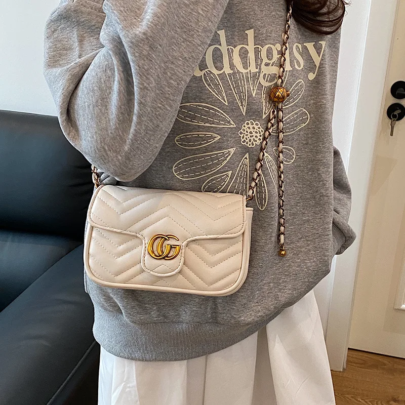 

2025 New Designer Inspired Women Chain Bag Luxury Textured Crossbody Shoulder Bag Mini Square Underarm Purse for Casual Evening