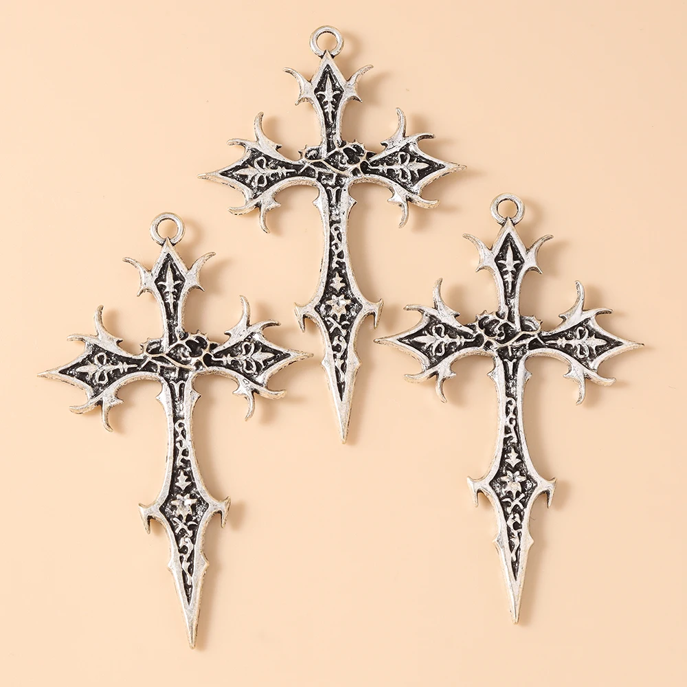 Leslie 5 Stück Gothic Personality Schwarze Herz-Kreuz-Anhänger für Schmuckherstellung Hip-Hop Kreuz-Charms Anhänger Halsketten Zubehör – Detail 8