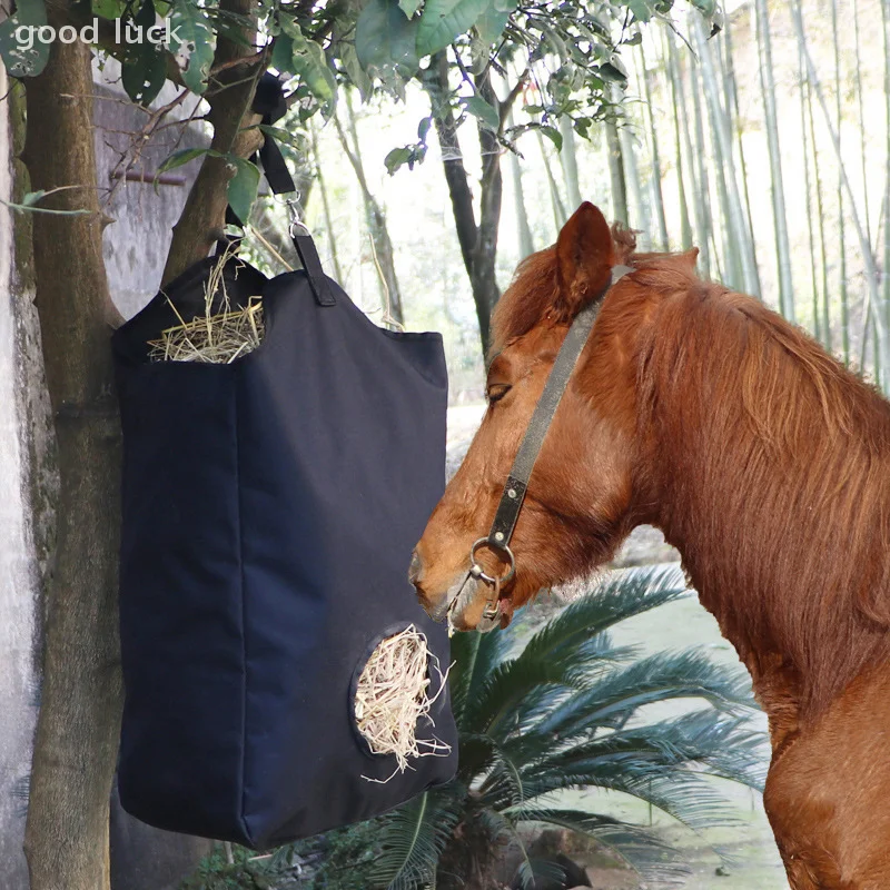 Tas Jerami Kambing Pengumpan Jerami Kuda Kelinci Tas Makan Hewan Peliharaan Lubang Makan Bukaan Lambat Dapat Disesuaikan