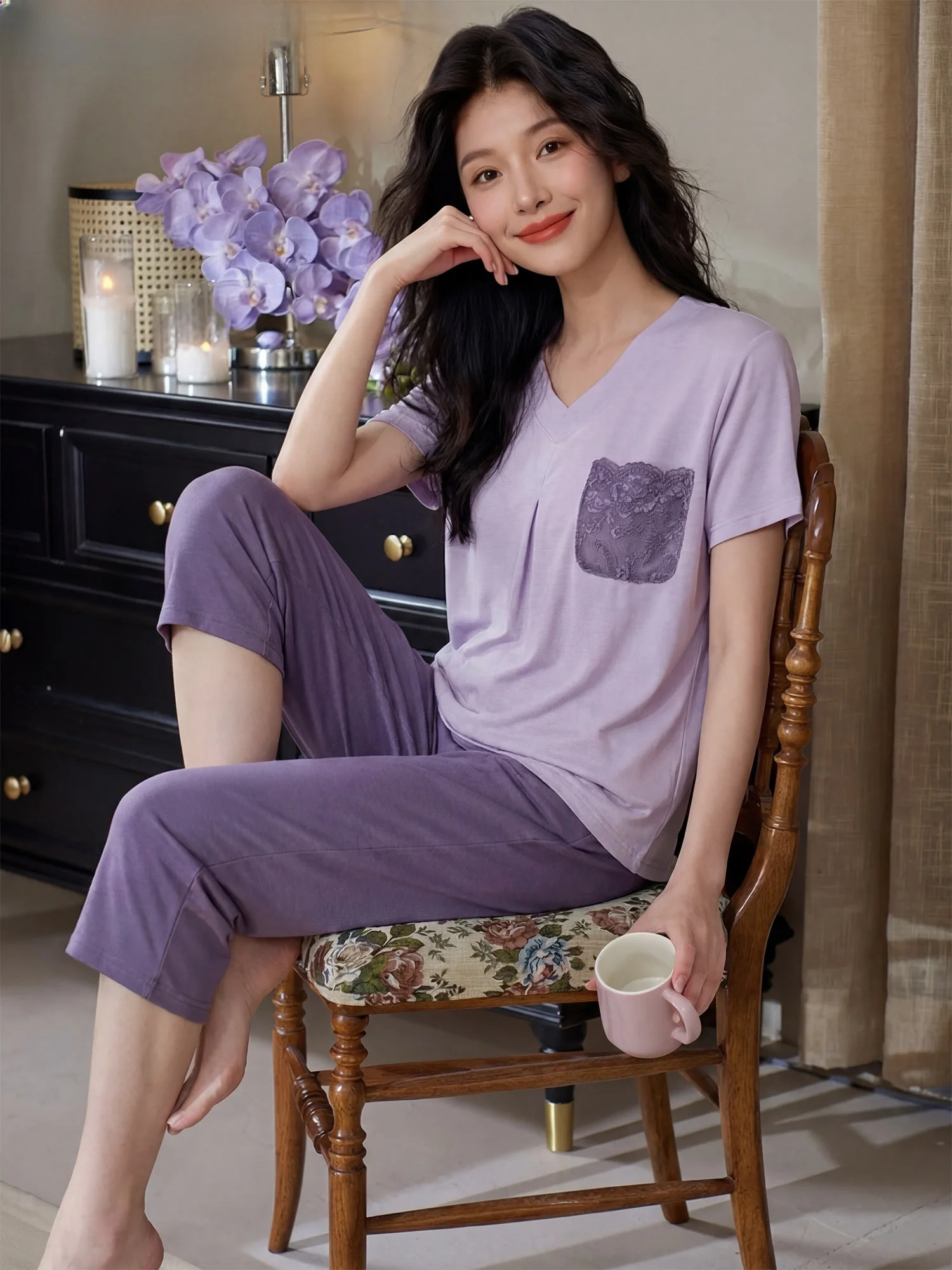 basic-house-t-shirt-viola-a-maniche-corte-con-scollo-a-v-e-pantaloni-a-sette-pezzi-abbigliamento-da-casa-pijama-da-donna-estivo-in-cotone-lyocell-e-poliestere