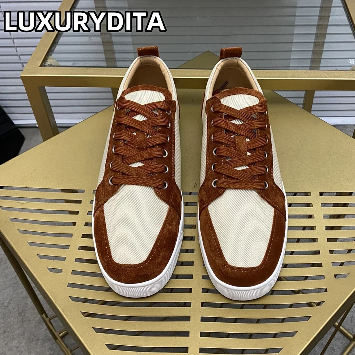 

Top Quality Womens Trendy Casual Tennis Shoes Luxury Mens Real Leather Sneakers 35-48 Designr Rivet Red Sole Lovers Shoes M0238