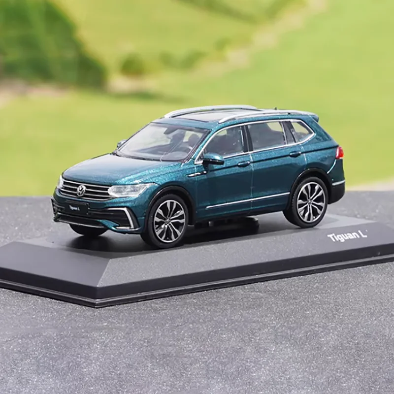

Diecast Alloy 1:43 New TIGUAN L 2022 Blue SUV Car Model Adult Collection Gift Display Souvenir Ornament Boy Toy