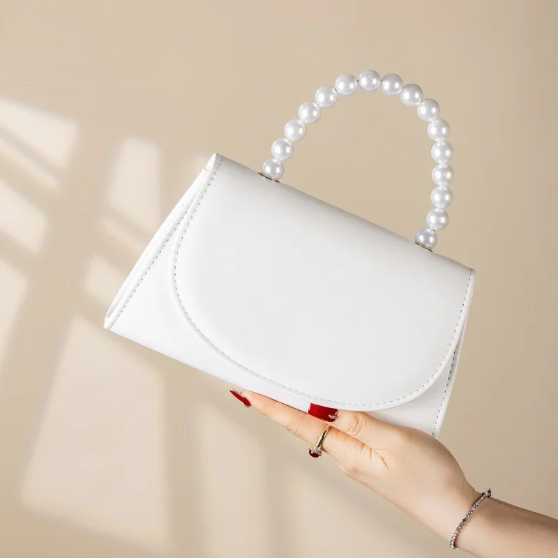 

Women Stylish Simple Classy Evening Clutch Sleek Versatile Compact Elegant Chic Timeless Glamorous Charming For Dinner Party