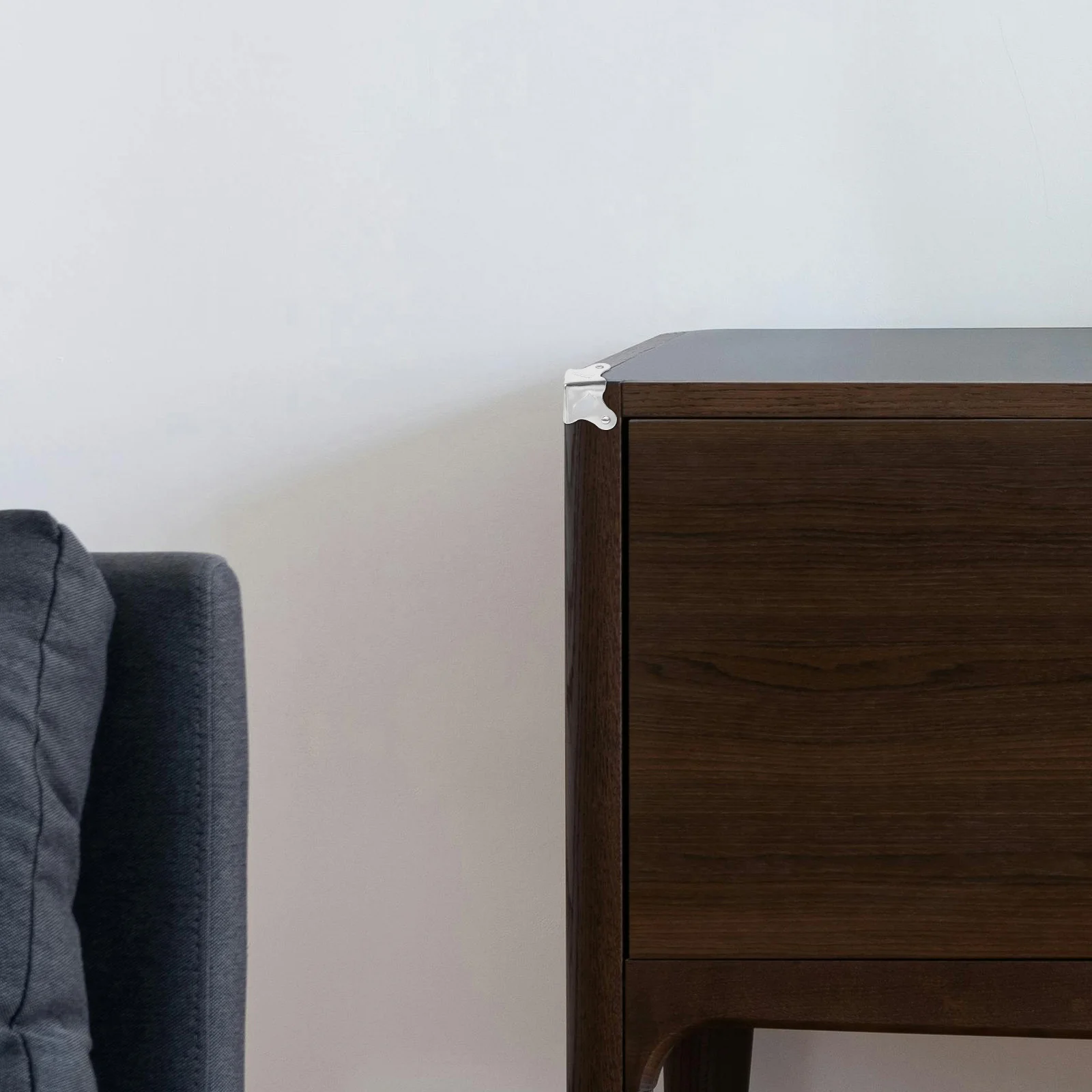 

4pcs Stainless Corner Cabinets Case Guard Protector For Cabinet Wood Box Metal Edge Guard Decorative Box Corner Covers