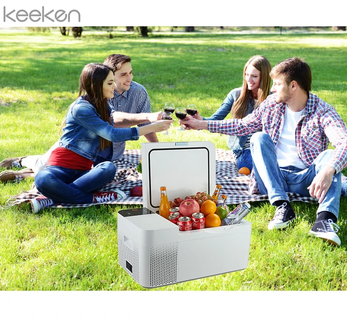 Hf-08 New Designed Portable Small Car Fridge Freezer Mini Car Fridge With Car Adapter