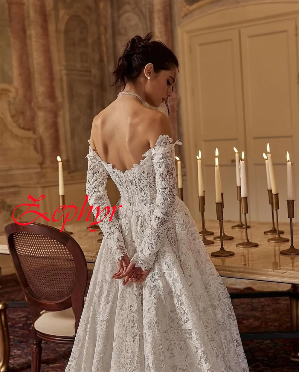 Robe de mariée en dentelle blanche exquise, personnalisée, élégante, sans bretelles, manches longues, traîne chapelle, fermeture éclair au dos