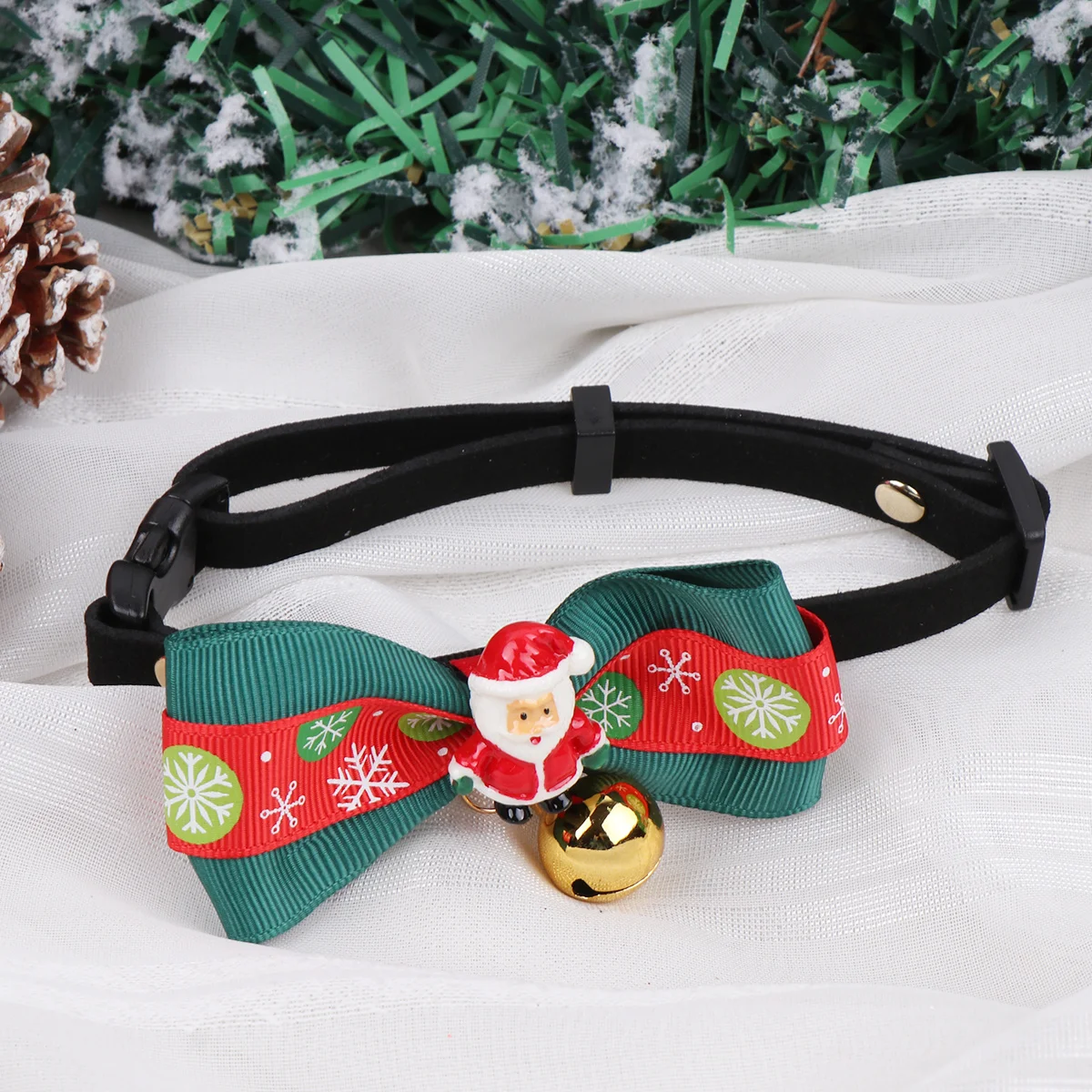 

Christmas Pet Collar Bell Bow-Knot Adjustable Decor Necklace for Medium Cat Dog Festive Collar Simple Bell Necklace
