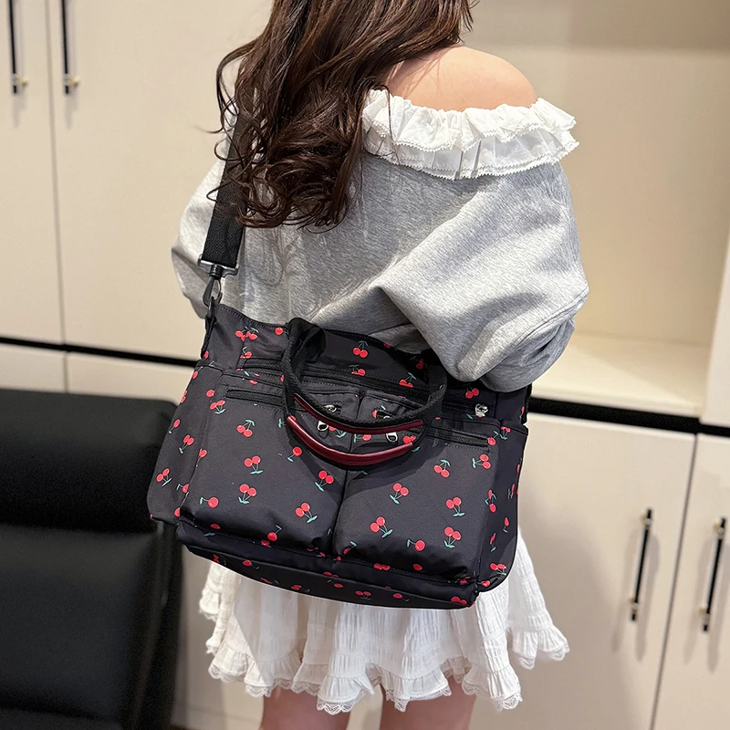 

Elegant Women Leather Luxury Classic Designer Fashion Tote Shoulder Bag Crossbody Handbag For Trendy Daily Dressing