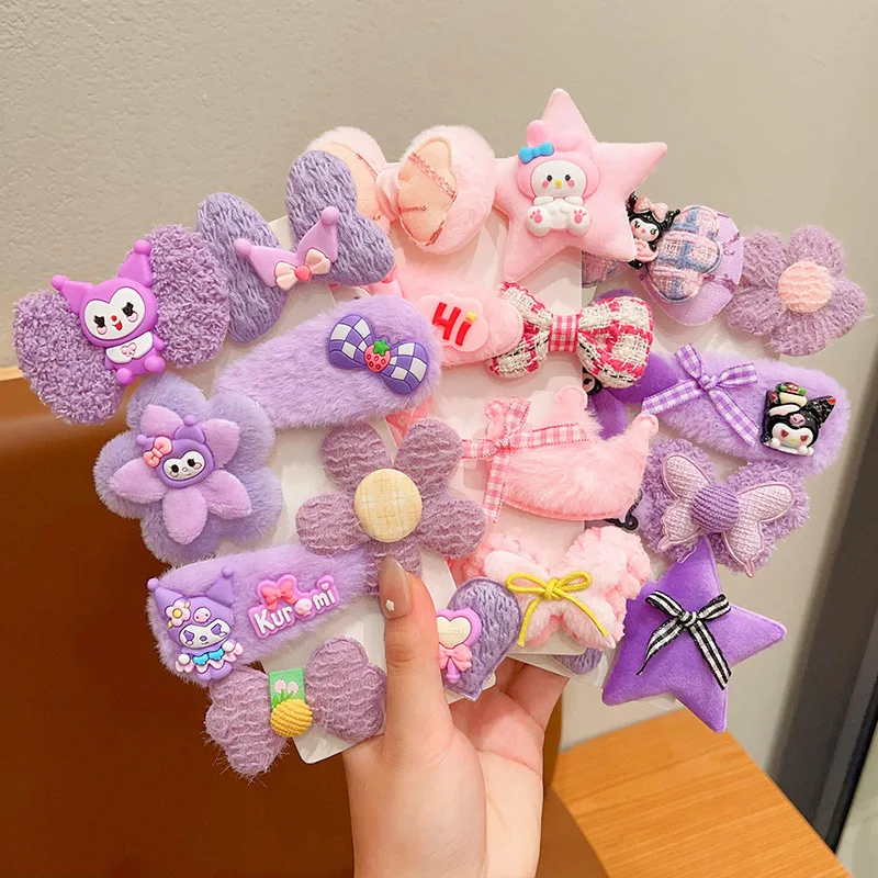 

Sanrio Kuromi children plush hair clips girls cute cartoon clips do not hurt hair little girl bangs side broken hair clips