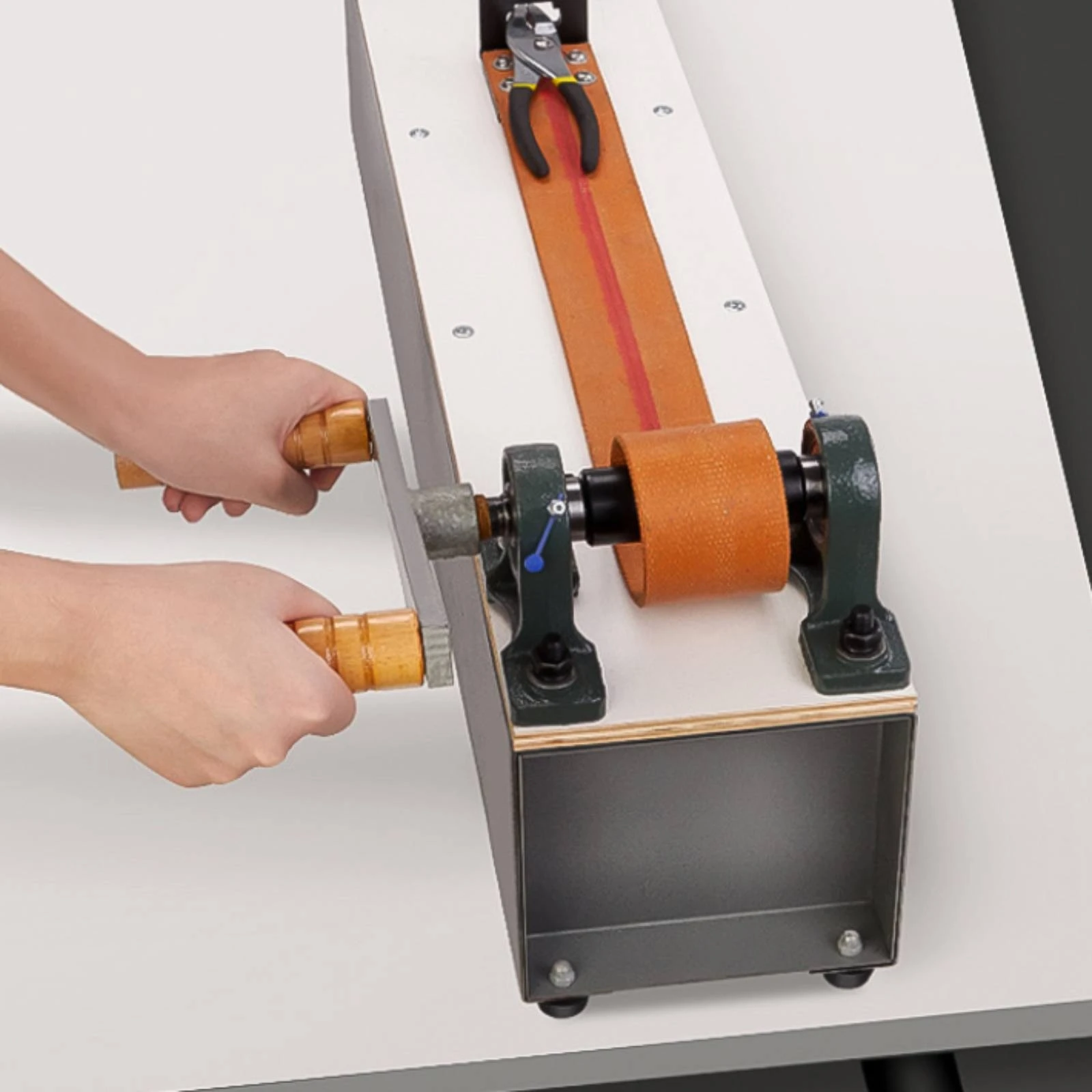 Wire Drawing Bench Sturdy Manual Wire Drawing Machine Bench with Hand Crank Smooth for Jewelers, Jewelry Making, Workshops view 3