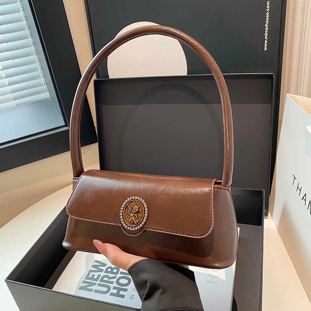 mini-bolsa-de-ombro-chique-inspirada-em-vintage-frances-para-mulheres-bolsa-tote-fecho-magnetico-versatil-e-elegante-para-uso-diario