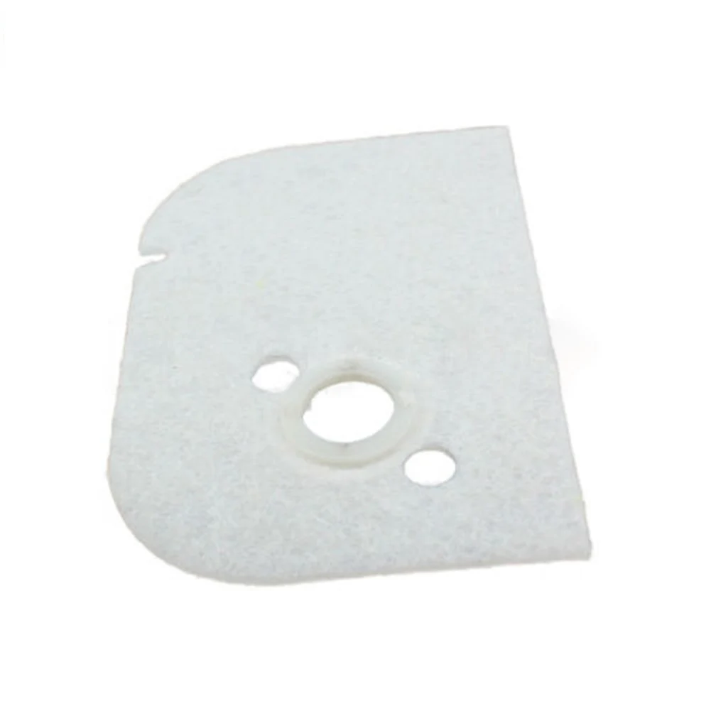 

Полный набор аксессуаров для ваших цепных пил с двумя функциональными воздушными фильтрами и дополнительными поддерживающими элементами.