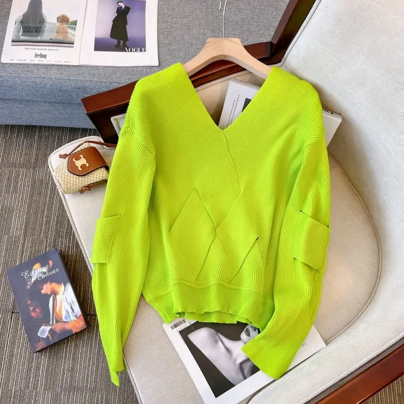 

Women's Green Pullover Knitted Sweater Harajuku Y2k Long Sleeves V-Neck Cashmere Sweater Jumper Vintage 2000s Aesthetic Clothes