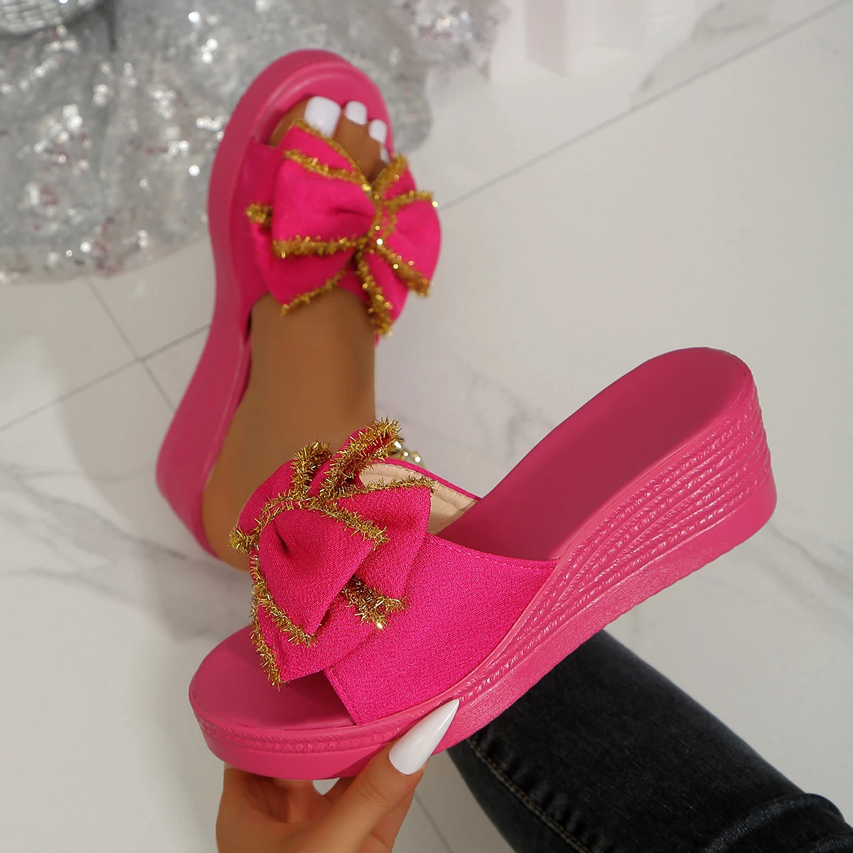 

Women Summer Slippers Beach High Heel Anti-slip Slippers Wedges Slip on Designer Shoes Comfortable Platform Sandals Slides Women