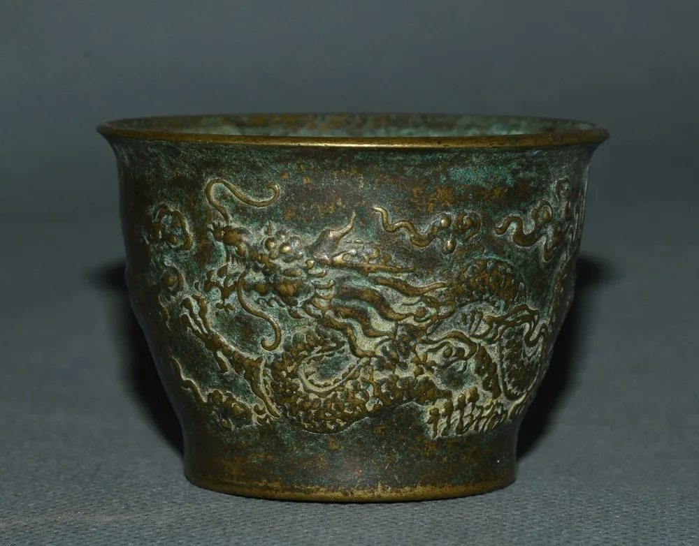 

5.6CM Marked Old Chinese Bronze Copoper Dynasty Palace Dragon Loong Lucky Bowl Brass animal sculpture