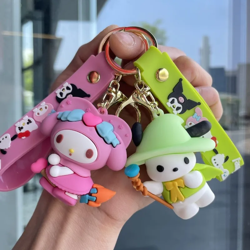 Dessin animé magique Kuromi poupée porte-clés grande oreille chien Anime sac à dos pendentif porte-clés Couple poupée voiture accessoire petit pendentif