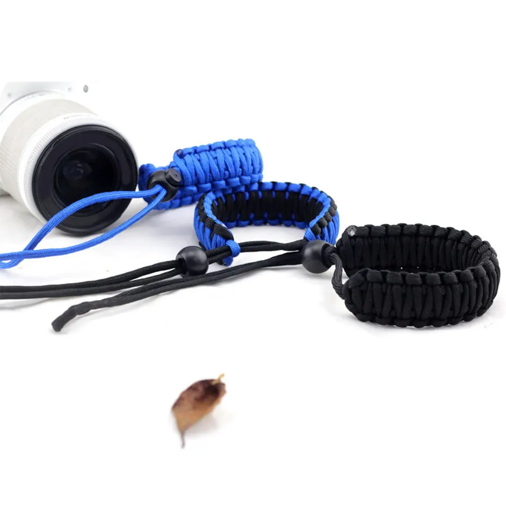 Survival Umbrella Rope Bracelet Seven-Core Paracord Handmade Adjustable Wristband for Cameras Binoculars Emergency Bleeding Stop