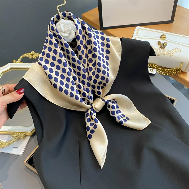 100% Real Silk Scarf New 70CM Natural Shawl Wraps Women Ladies Fashion Scarves Foulard Bandana Square Headband Hijab Pashmina