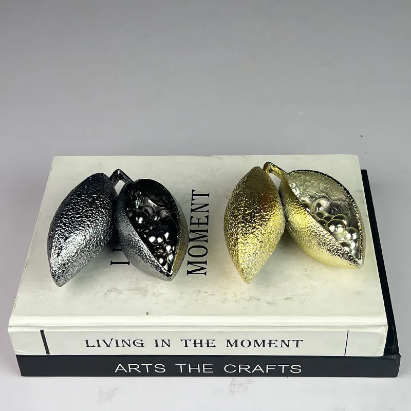 Creative Metal Handicrafts Cocoa Fruit Simulated Cocoa Sculpture Leaf Ornament Metal Figurine Home Decoration Accessories
