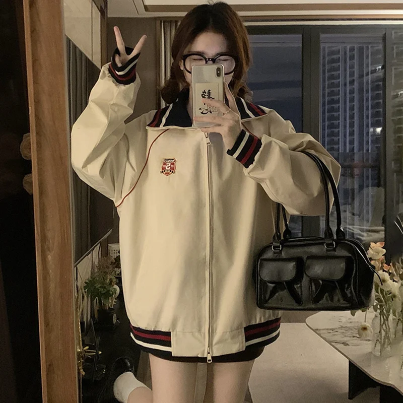 

Женская вязаная куртка-бомбер с V-образным вырезом, весна-лето, свободного кроя, с капюшоном, яркая, повседневная, из шерсти и льна, на пуговицах, в корейском стиле, шикарная