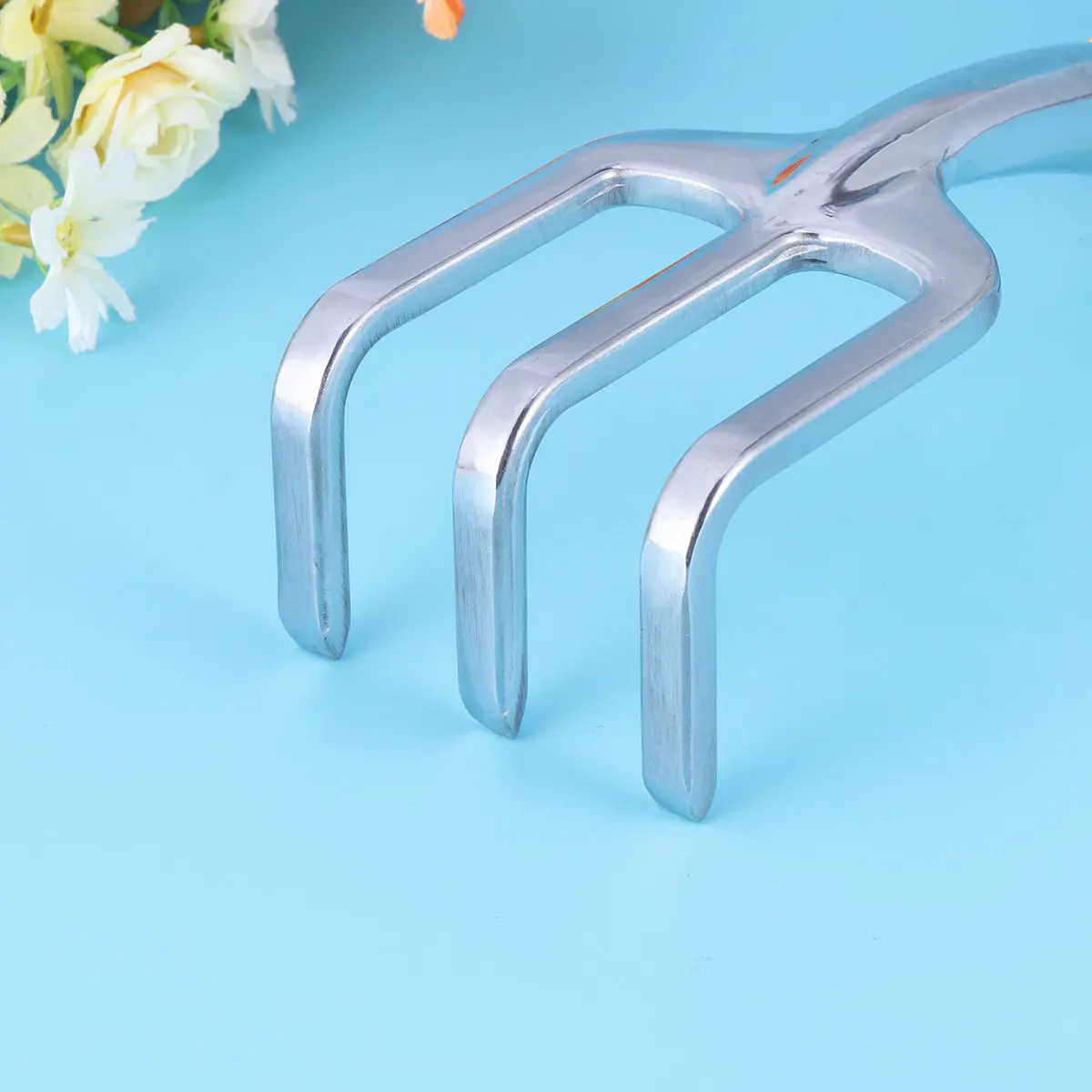

Aluminum Anti-Corrosion Garden Tool Rake Set Ergonomic Handle Rust Resistant Hand Tools for Digging Weeding Soil Loosening