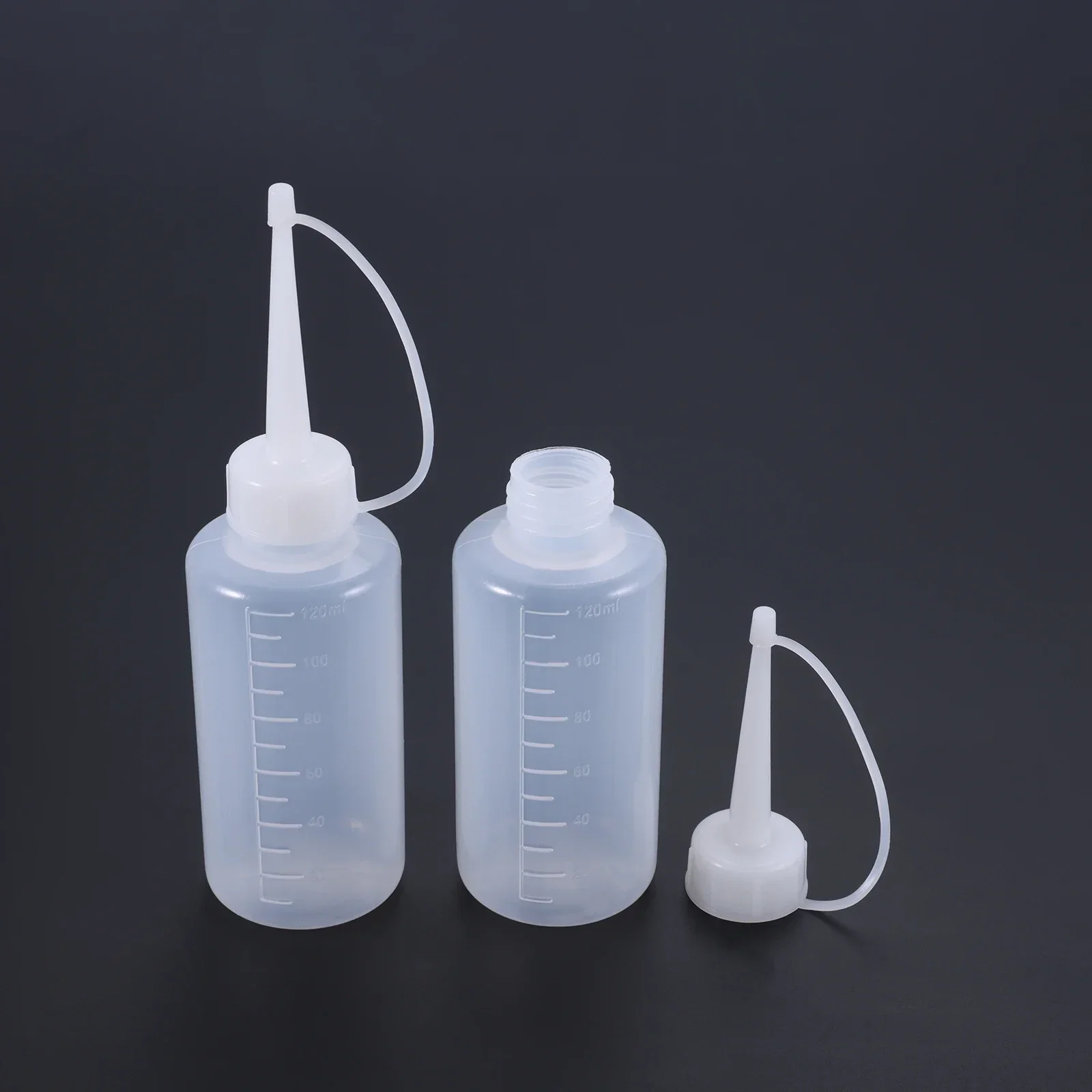 2Pcs 120ml Sewing Machine Oil Bottle Spray Nozzle Empty Oil Bottle Long Spout Oiling Bottle Plastic Lubricant Oiler Accessories