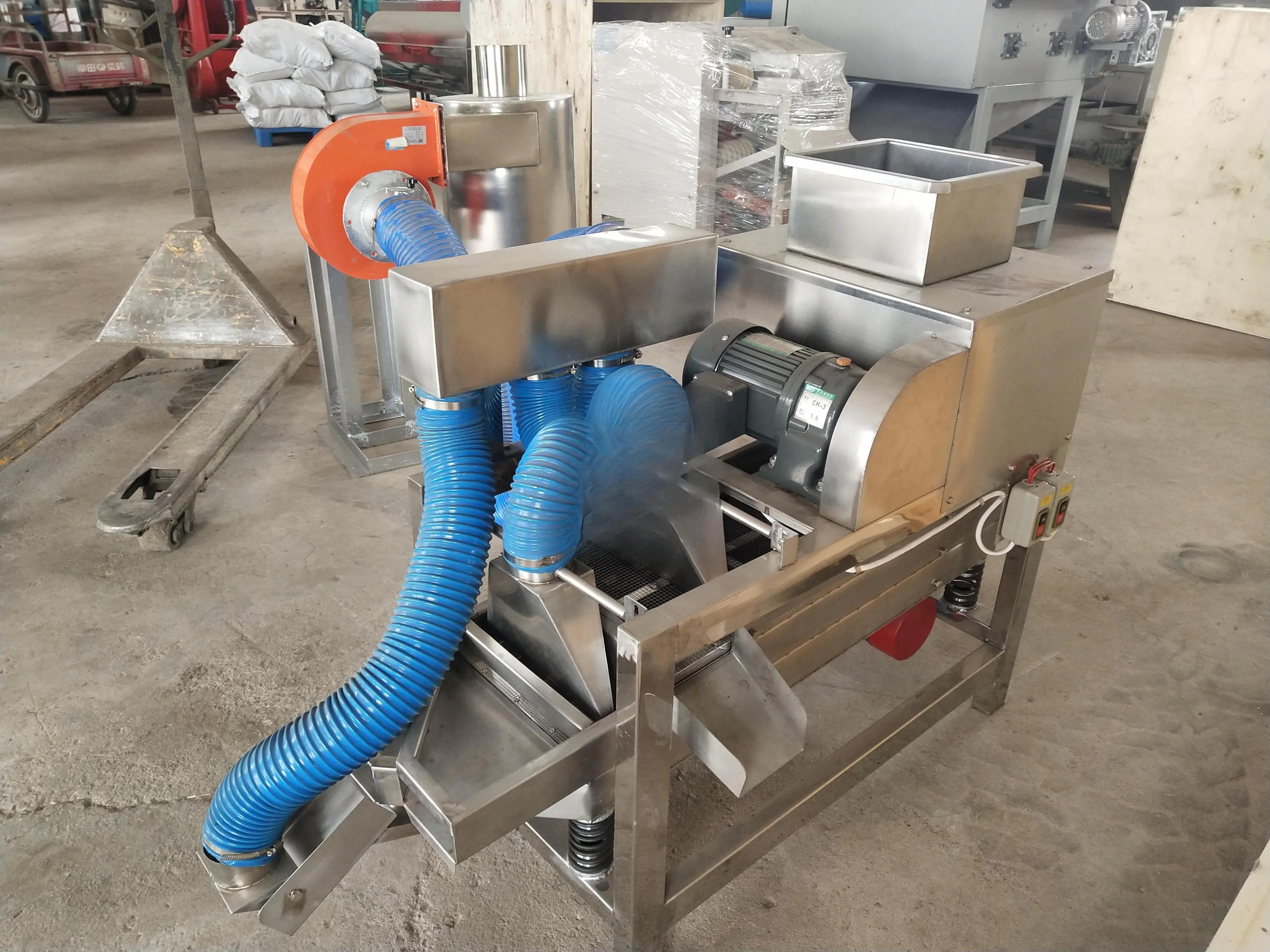 

Automatic Cocoa Bean Peeling Cracking Machine Cocoa Bean Husk Remover Machine Adjustable cocoa Bean Skin Peeling Machine Cocoa