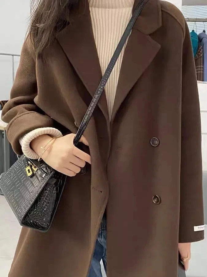 

2025 New Women's Faionable mat Woolen Coat Medium Length Suit Collar Jaet Thiened Winter Outerwear for Young Ladies