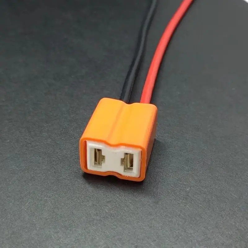 Car Headlight Bulb Socket Relay Socket Fuse Socket H4 H7 H11 9005 9006