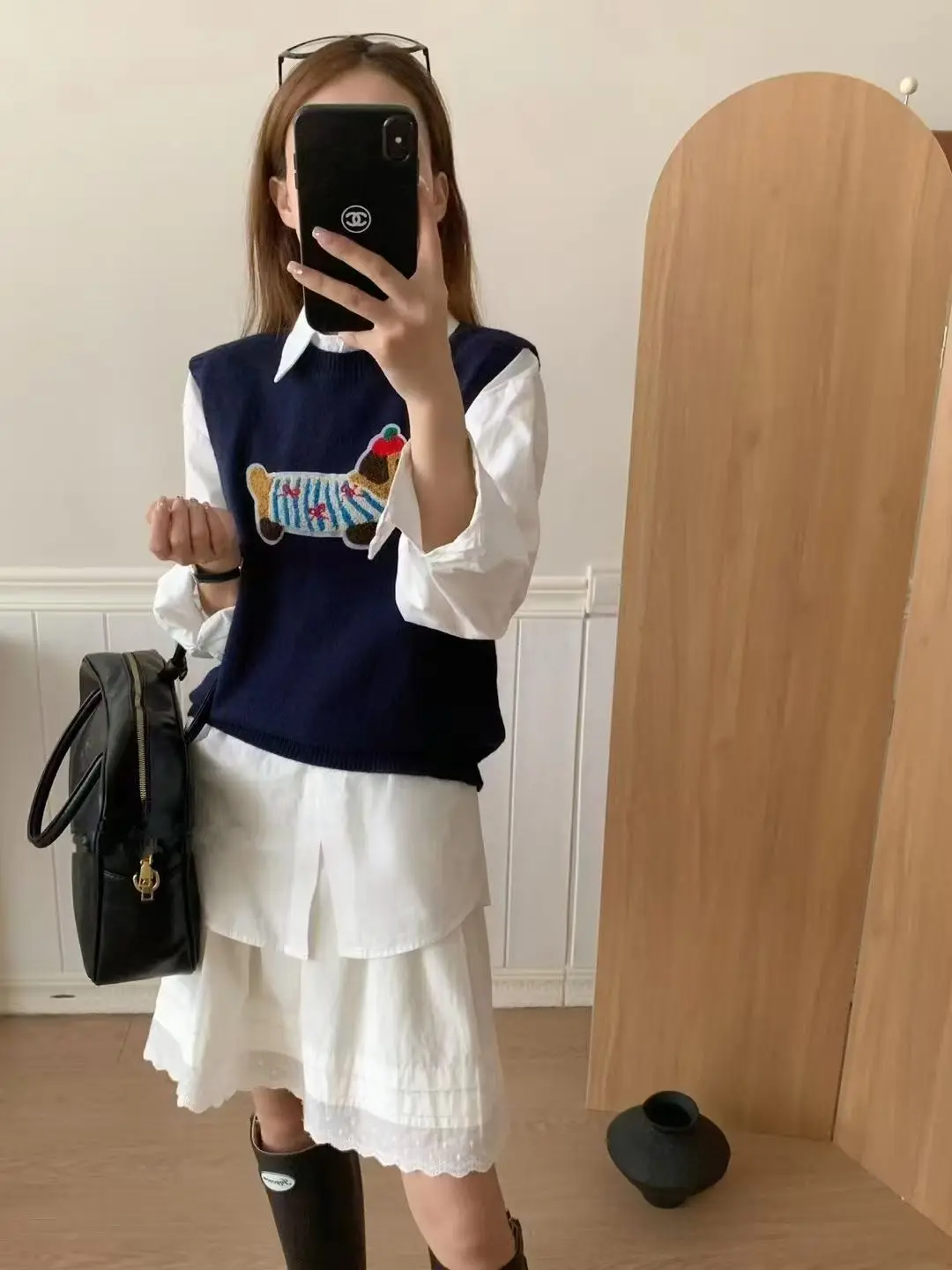 Korean Cartoon Embroidery Knitted Vest Women O Neck Sleeveless Pullover 2025 Autumn Winter Sweet Overlap Waistcoat Sweater Tops