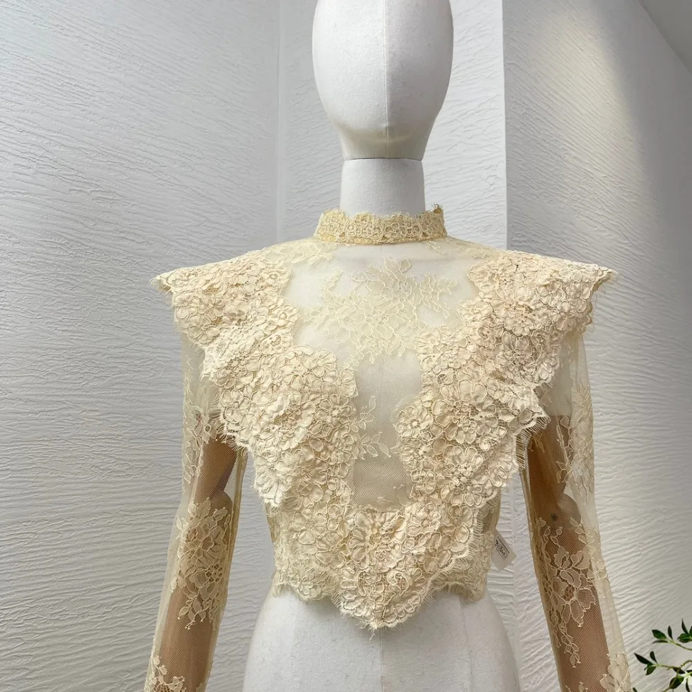 

2025 Beige Lace Patchwork Long Sleeve Blouse