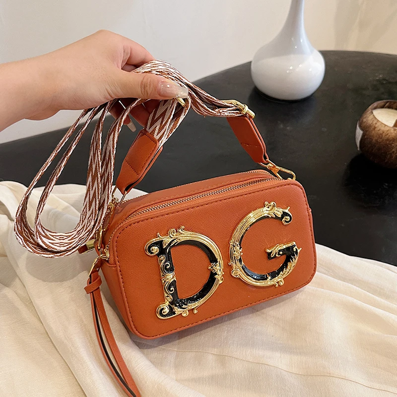 

Fashion Luxury Minimalist Small Square Bag Elegant High End Commute Shoulder Crossbody Bag Stylish Bag for Ladies Daily Carry