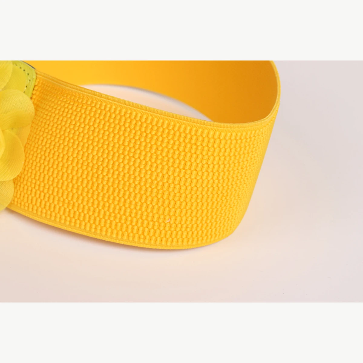 

Elastic Waistband Women Figure Flower Buckle Belt for Dress Skirt Long Shirt Adjustable Elastic Waist Belts