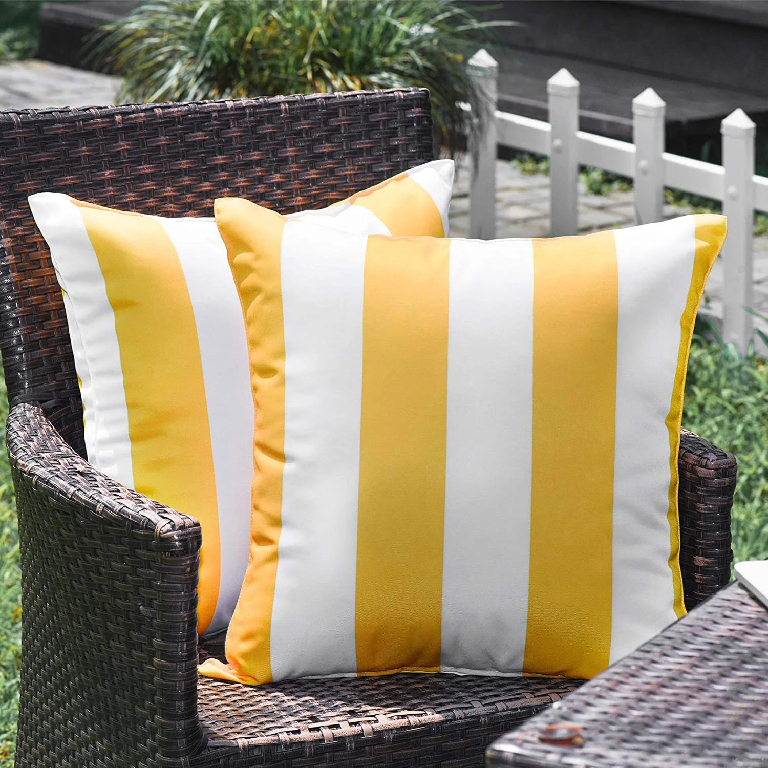 

45x45CM Striped printed outdoor pillowcase Waterproof fade proof tent garden cushion cover