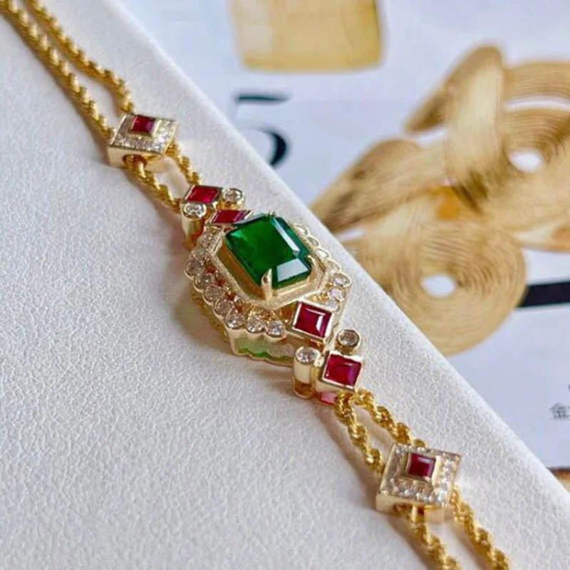 Woman Bracelet Gothic Inlaid Simulation Emerald Double Layer Chopin Chain Gold Plated Pigeon Blood Red Gemstone Green Diamond