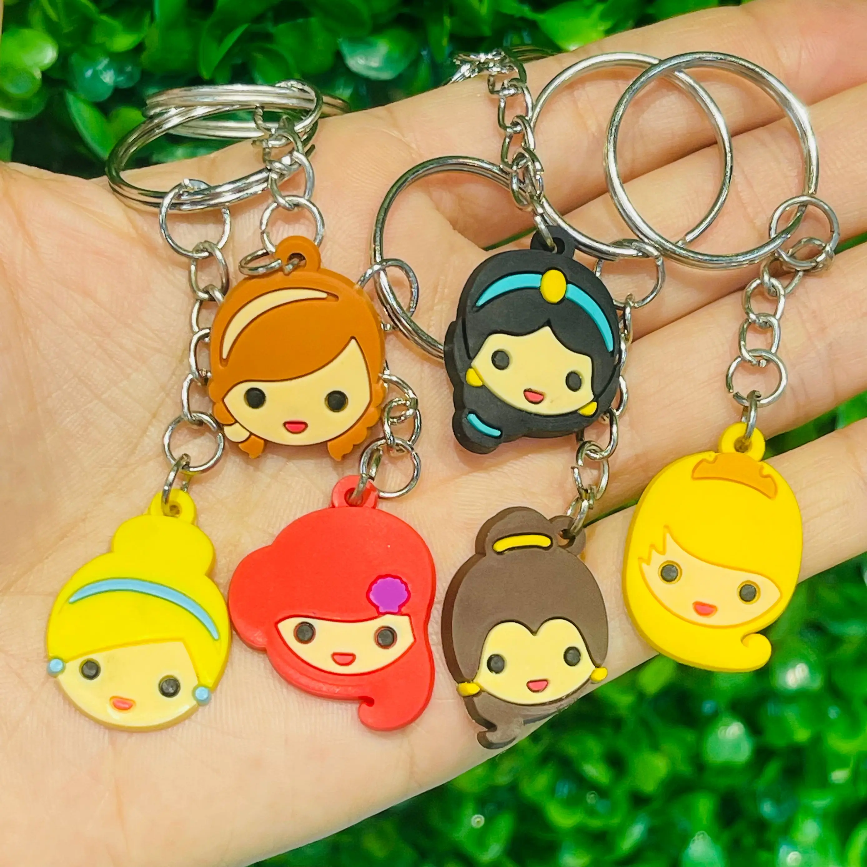 1PCS Cartoon Princess Snow White Mermaid Keychain Disney Key Rings Key Holders Fit Girls Adult Car Keys Gift Trinkets