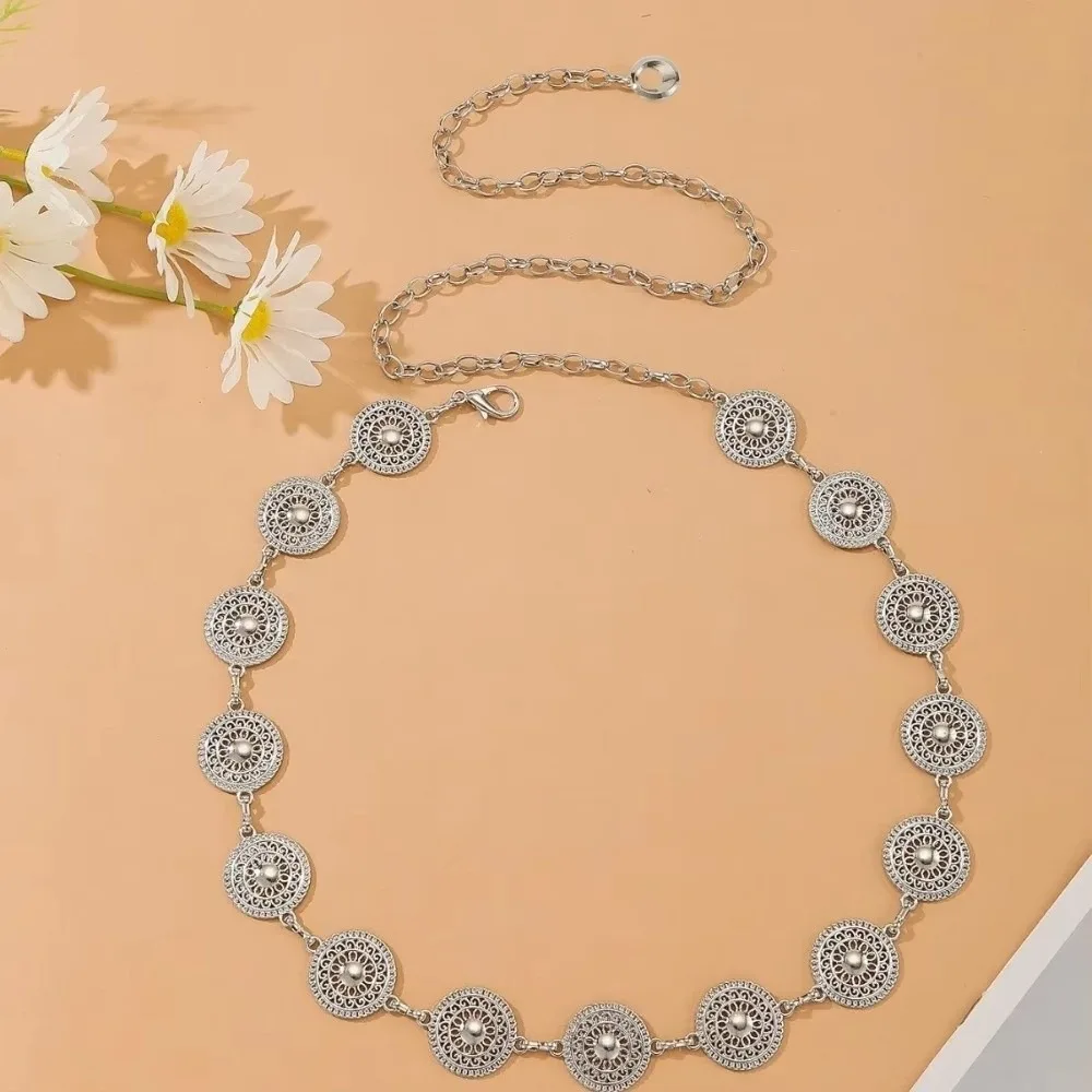 Retro Damski Łańcuszek na Pas w Stylu Bohemy z Ażurowym Wzorem, Rzeźbiony Pasek, Regulowany, Ekskluzywny Łańcuszek na Ciało do Sukienki