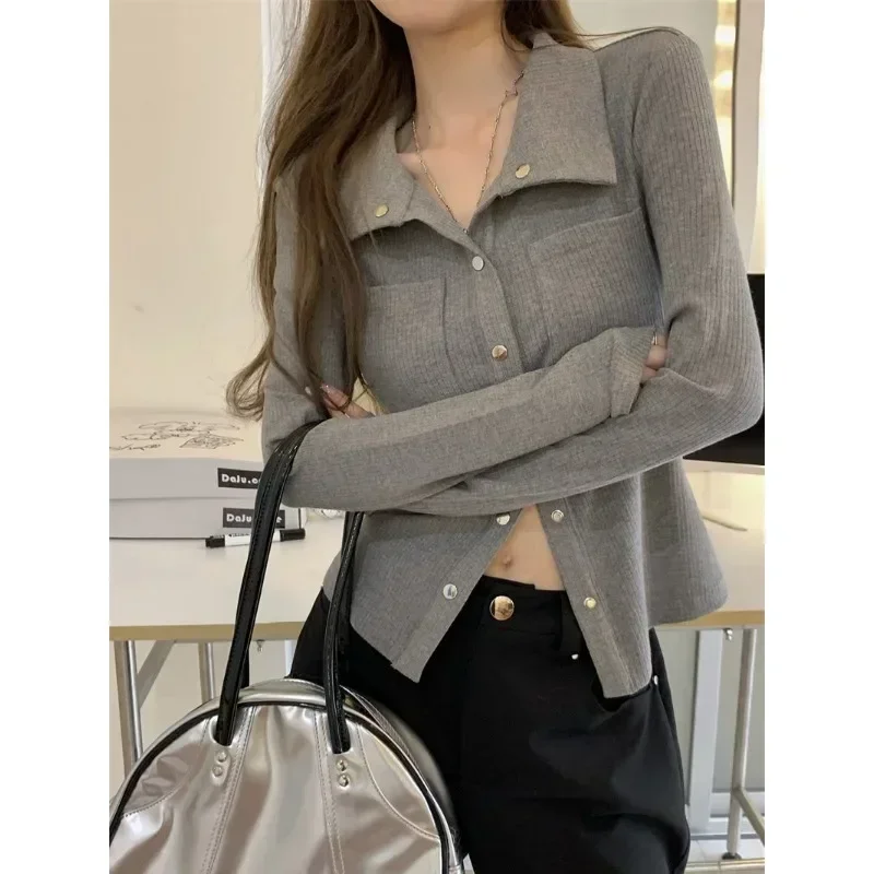 Chemises grises pour femmes, chemisiers Slim et élégants de Style coréen, esthétique Y2k, manches longues, haut Sexy pour dames, Harajuku, mode Chic de printemps