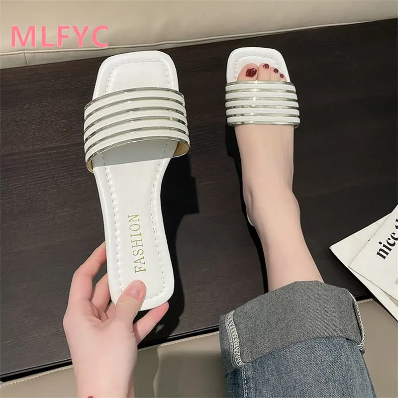 2023 Flat-soled women wearing square sandals women comfortable casual slippers