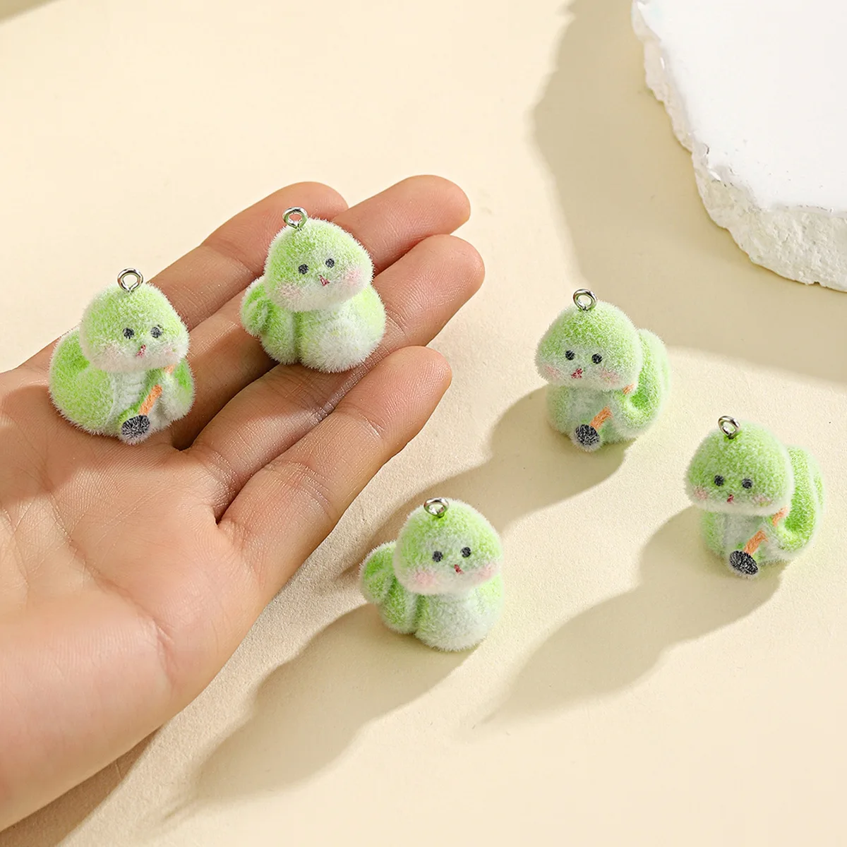 

20pcs Flocking resin Charms 3D cute Little green snake Pendants For Necklaces Earrings DIY crafts Jewelry make Accessories