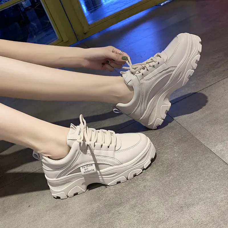 Fashion White Split Leather Women Chunky Sneakers White Shoes Lace Up Tenis Feminino Zapatos De Mujer Platform Women Casual Shoe