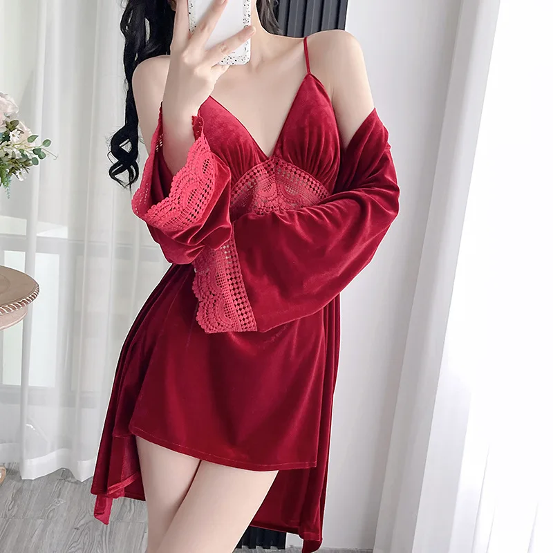 Golden Velvet Pajamas Three-Piece Female Autumn and Winter Long-Sleeved Robe Set Sexy Lace Sling Pajamas Nightgowns Homewear